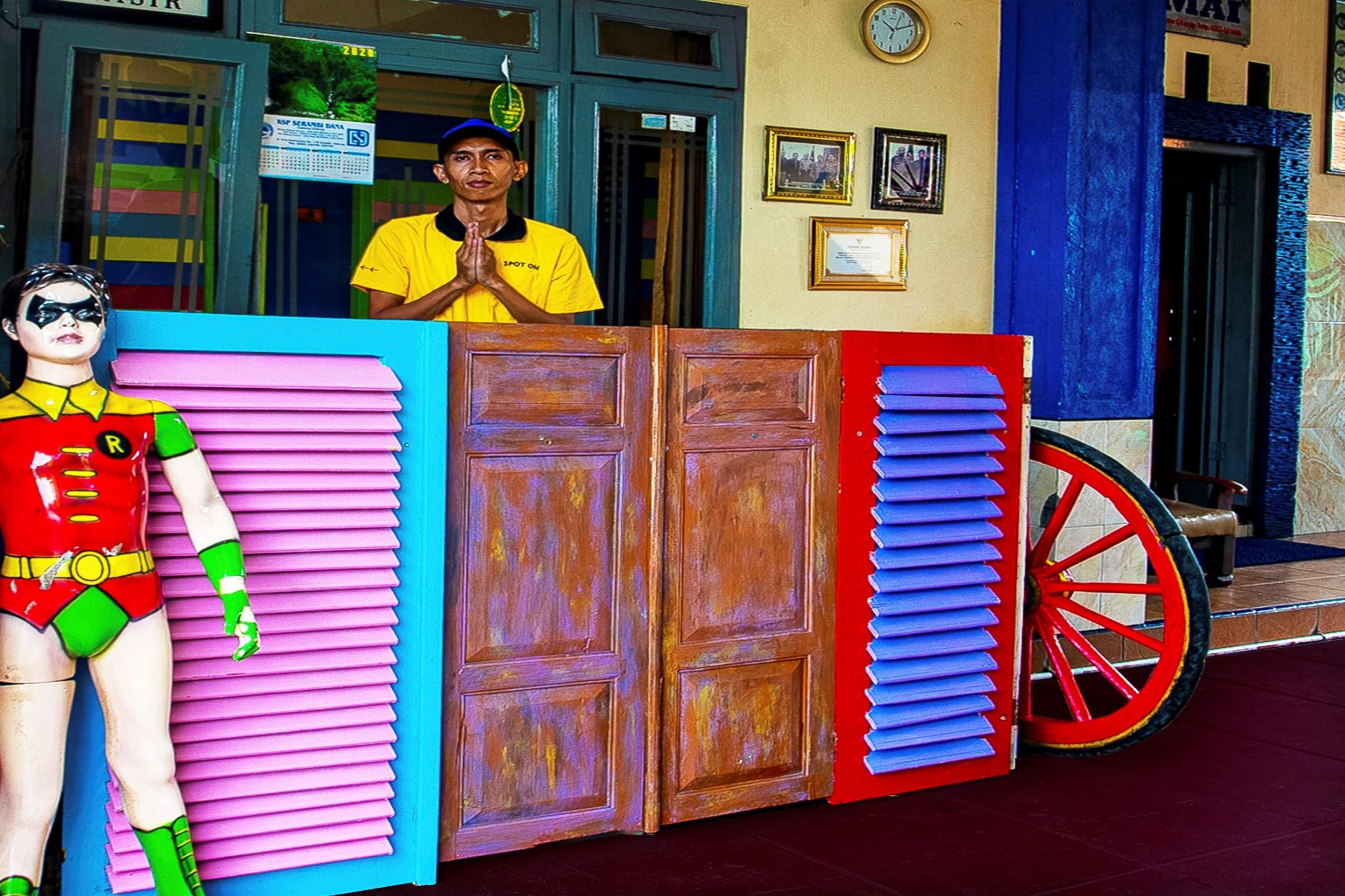 The Paragon Hotel Cilacap Redpartner מראה חיצוני תמונה