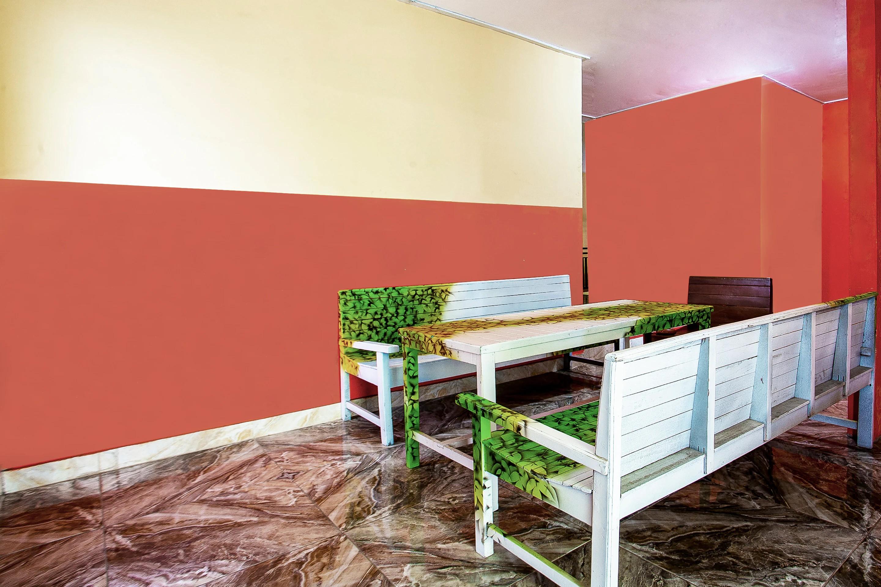 The Paragon Hotel Cilacap Redpartner מראה חיצוני תמונה