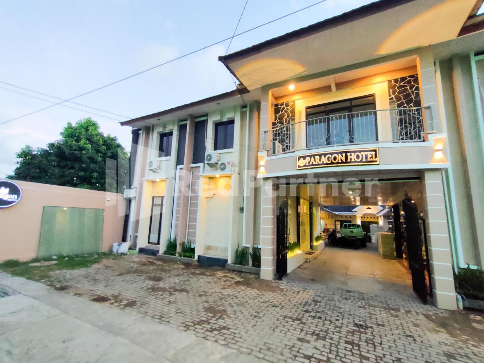 The Paragon Hotel Cilacap Redpartner מראה חיצוני תמונה